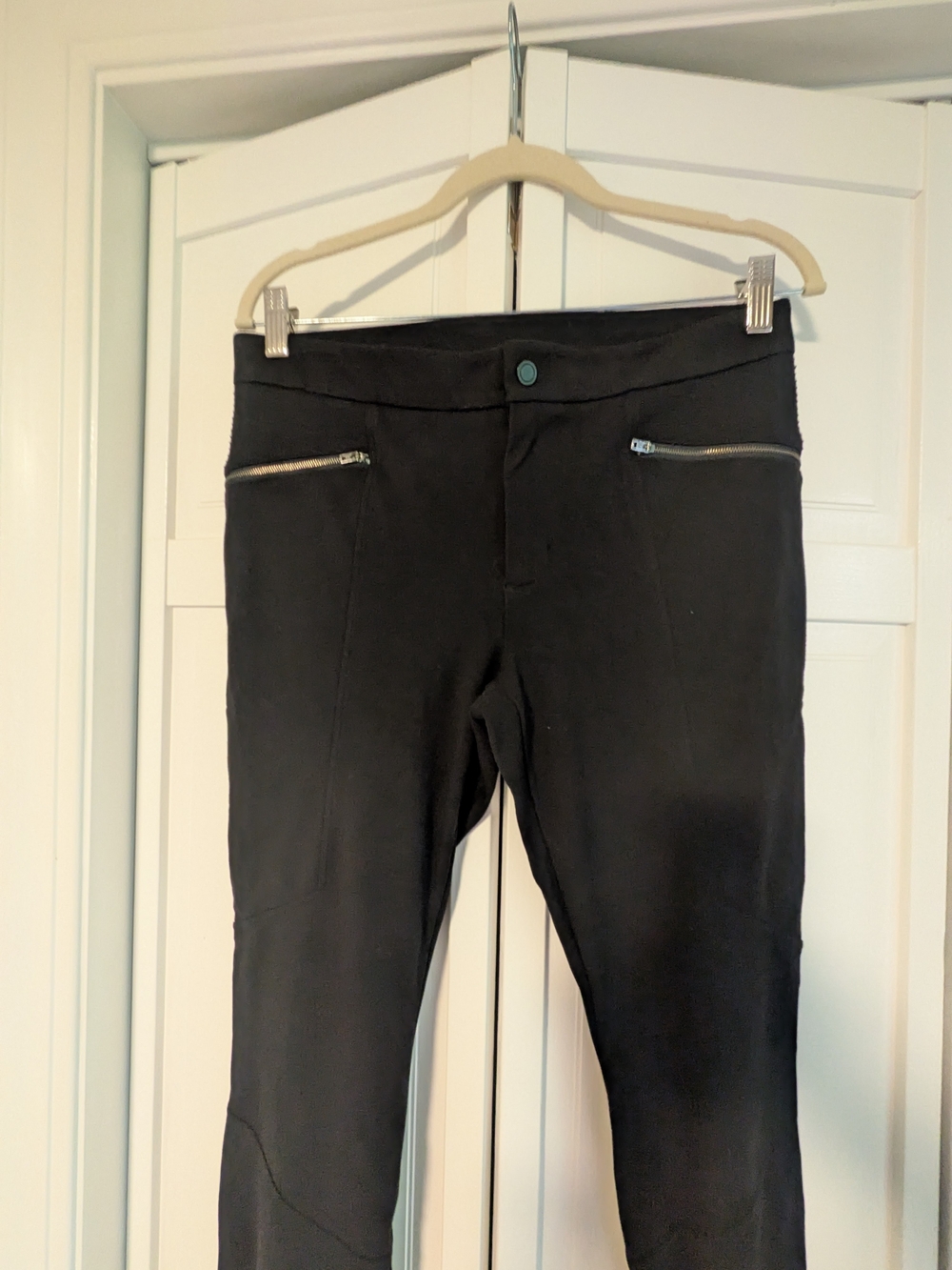 Athleta Black Skinny Zip-Pocket Leggings